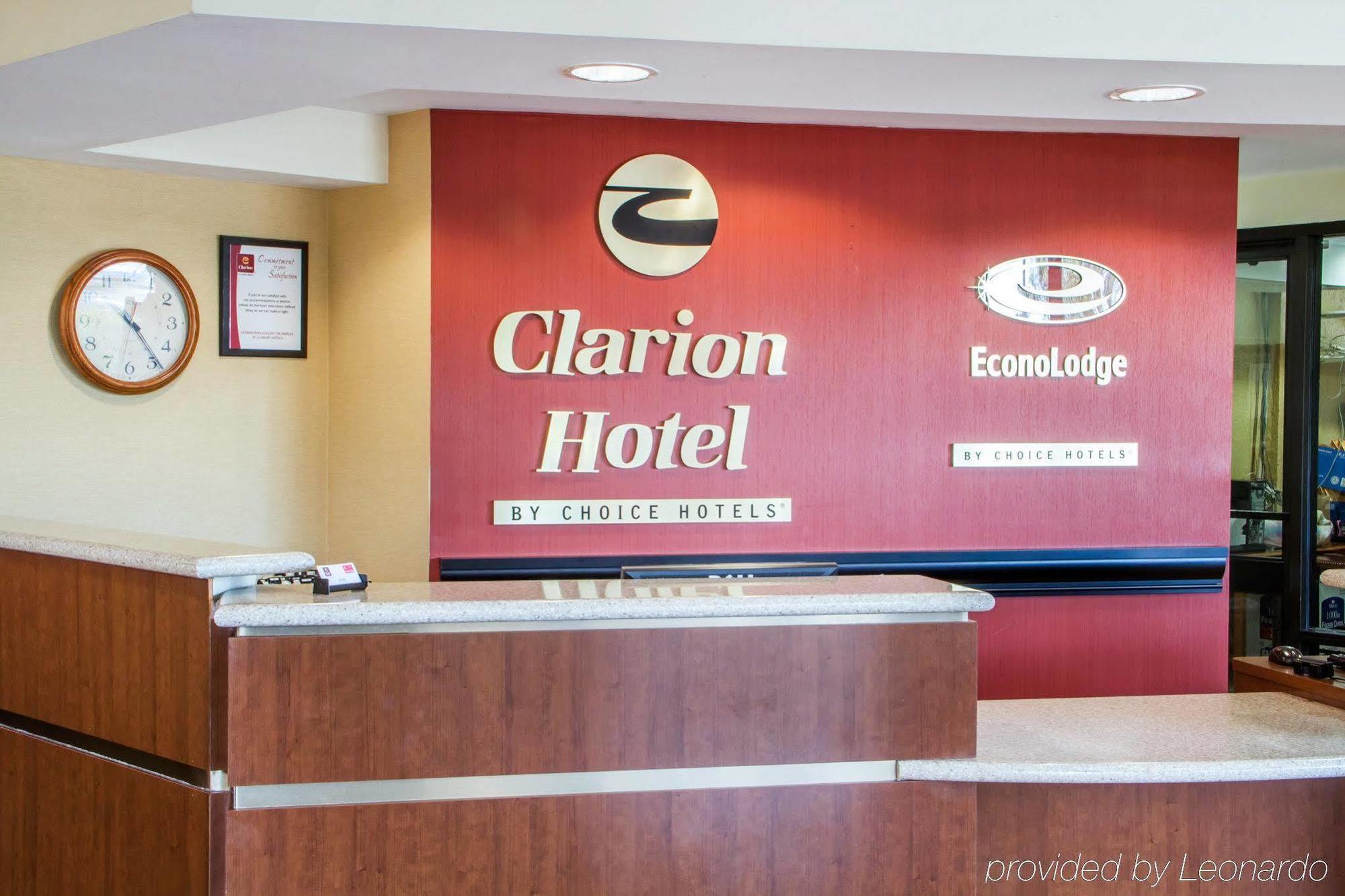Clarion Hotel Broken Arrow - Tulsa Exterior photo